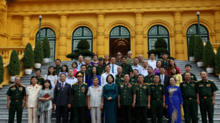 Tin tức